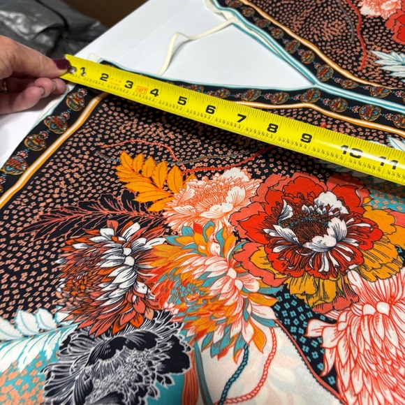 Rose + Olive floral print dolman sleeve v-neck bohemian style tunic - Picture 12 of 15